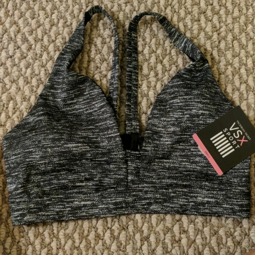 Victoria's Secret Gray Sports Bra (no tag)